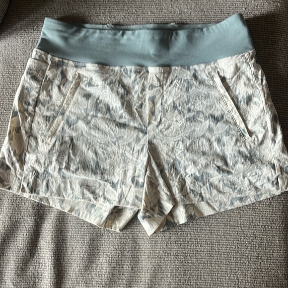 Athleta Shorts - Picture 1 of 6